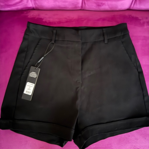 Fashion Nova High Waist Black Shorts - Picture 1 of 4